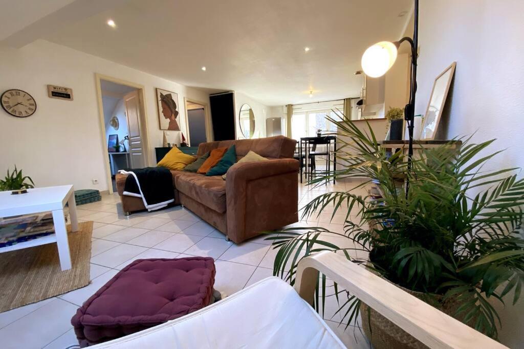 Apartamento 10Min Bus Strasbourg Centre-Parking Prive-Wifi-Tv Bischheim Exterior foto